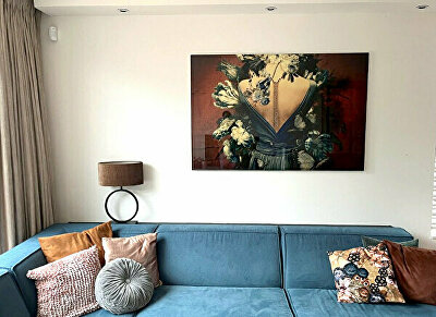 kunst op maat, custom schilderijen, epoxy kunstwerk op maat, interieur kunst passend kleur, unieke wanddecoratie, kunstwerk passend bij bank, kunstwerk aangepast ontwerp, kunst op bestelling, personalisatie schilderij, kleurgecoördineerde kunst, maatwerk canvas, luxe custom kunst, bespoke wall art, interieurkunst Rotterdam, kunst op maat huis, blauw en koper kunst, kunstcompositie op maat, ginvi kunst op maat, artistiek interieuradvies