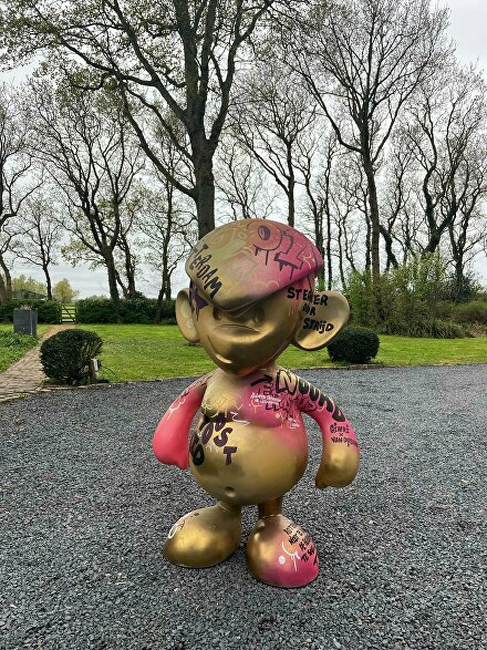 Binkie, graffiti art, kunstbeeld, kunst op maat, vandyson, rotterdamart, 010art, artofrotterdam, artgallery, artgalleryrotterdam, kunstkopenrotterdam, kunst alexandrium