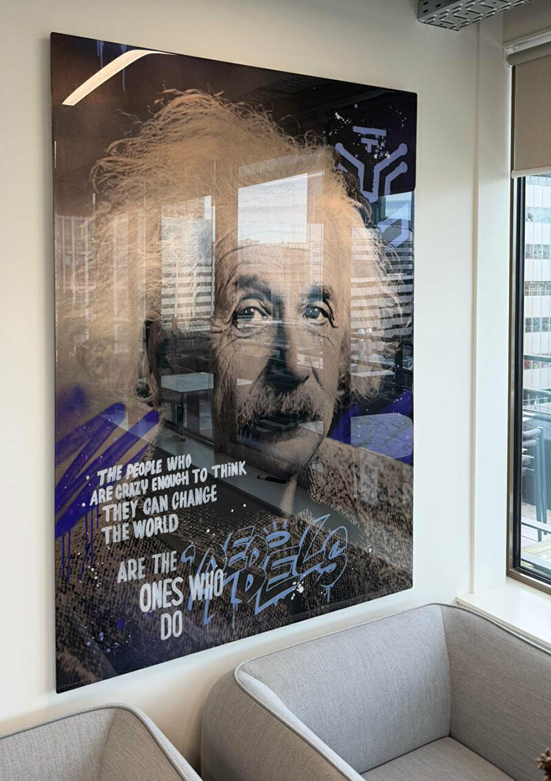 #Freeday #EBITWISE #NAALA #RebelsAI #GenAI #ArtificialIntelligence #RebelsAcademy #ginvi #artgallery #kunstopmaat #graffitikunst