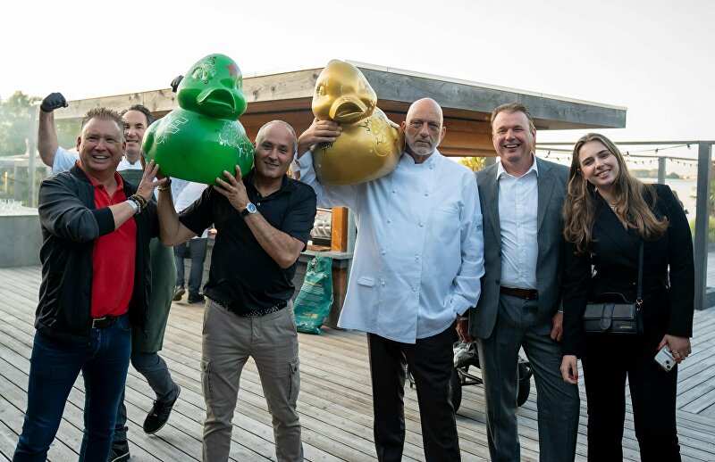#DuckRally2025 #RotterdamCharityClub #Nesselande #Maltaplein #Zevenhuizerplas #RotterdamEvents #CharityFestival #DuckRace #BadeendenRace #JeBentNietInJeEendje #SamenSterk #FestivalVoorJongEnOud #SpetterendEvent #CreativiteitVoorHetGoedeDoel  #GINVI